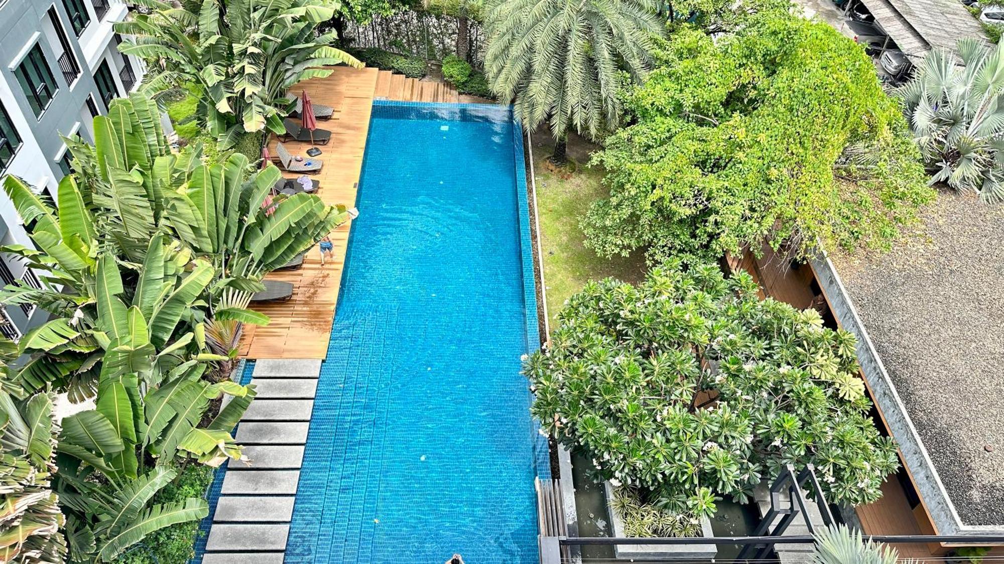 The Silver Palm Wellness Resort Bangkok Exterior photo